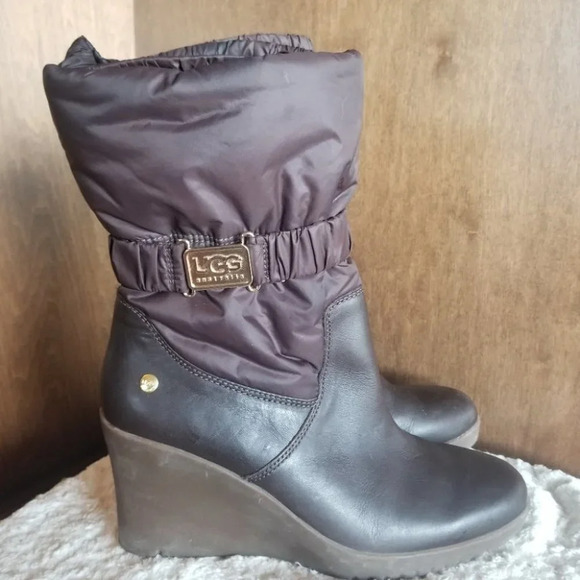 UGG 10  Cassidy 1943 Nylon Leather Wedge Boots Brown - Picture 13 of 13